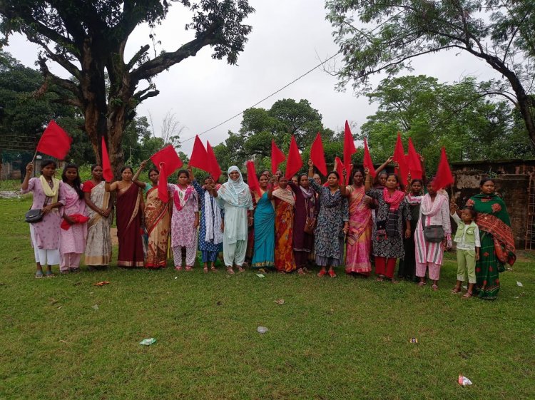 शांतिपूर्ण तरीके से हड़ताल को भव्य और ऐतिहासिक बनाने लोदाम सेक्टर की कार्यकर्ताओ और सहायिकाओं ने लिया संकल्प,बैठक कर बनाया रणनीति