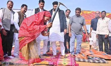 मंत्री राजवाड़े ने किया 8 करोड़ से अधिक लागत वाले पुल निर्माण कार्यों का शुभारंभ