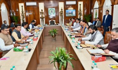 BREAKING : सीएम कैबिनेट की बैठक खत्म, कई अहम फैसलों पर लगी मुहर