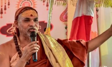 संगम तट पर शंकराचार्य अविमुक्तेश्वरानंद के धरने पर हमले की कोशिश का आरोप, लाठी-डंडों के साथ पहुंचे युवक, सुरक्षा बढ़ाने की मांग