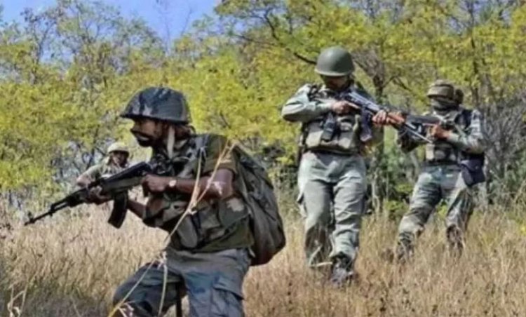 CG – गोलियों की तड़तड़ाहट से गूंजा छत्तीसगढ़ का ये इलाका, पुलिस और नक्सलियों के बीच घंटों तक हुई फायरिंग, भारी मात्रा में नक्सल सामान बरामद
