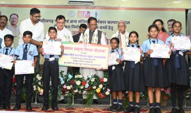 मेहनत की चमक और सरकारी संबल : श्रमिक की बेटी डिंपल कश्यप अब संस्कार सिटी स्कूल में संवार रही अपना भविष्य…..