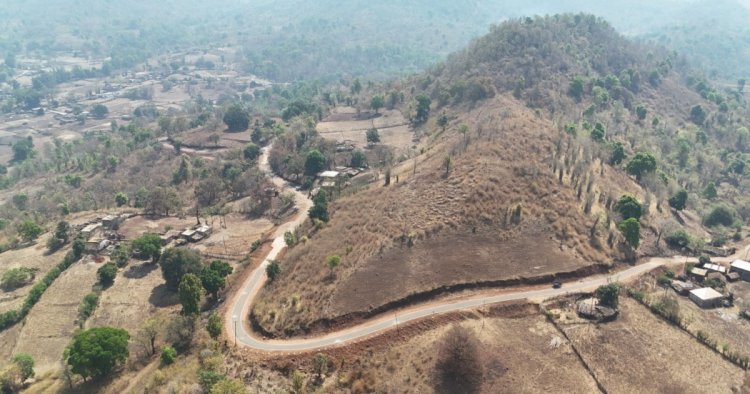 बारहमासी सड़क से जुड़ गया पहाड़ों के बीच बसा चाऊरडोंगरी….