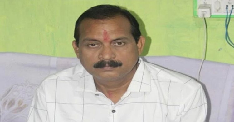 CG : ACB की बड़ी कार्रवाई, सुशासन तिहार शिविर में 40 हजार की रिश्वत लेते BEO ऑफिस का बाबू गिरफ्तार