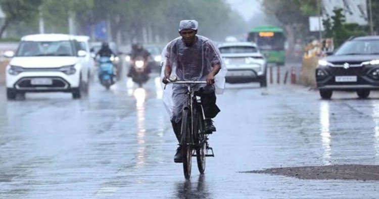 छत्तीसगढ़ में अगले 4 दिन झमाझम बारिश के आसार, कई जिलों में भारी वर्षा और आकाशीय बिजली का अलर्ट