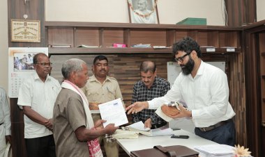 जशपुर जिले में प्रशासन की संवेदनशील पहल बनी मिसाल,सेवानिवृत्ति के दिन ही मिला पेंशन आदेश: जशपुर में 9 कर्मचारियों को कलेक्टर ने किया सम्मानित
