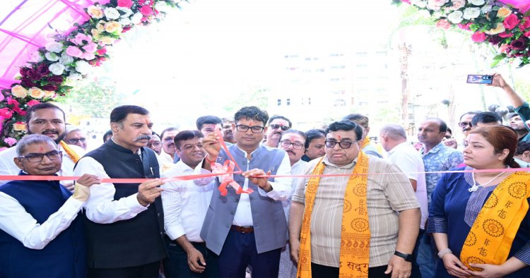 वित्त मंत्री चौधरी ने किया जीके इलेक्ट्रिक शोरूम का शुभारंभ